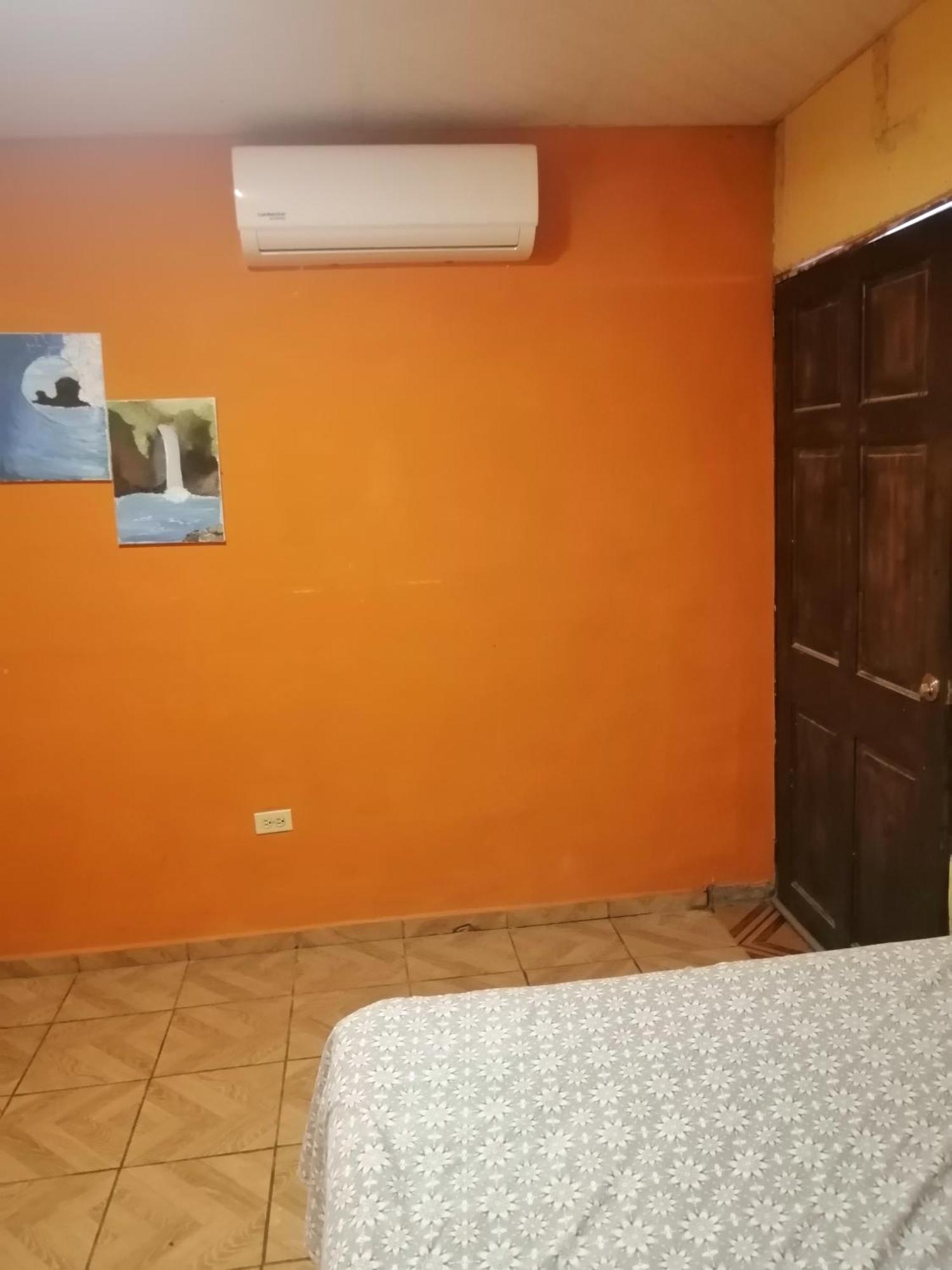 Hostal Nina Oly Tamanique Номер фото